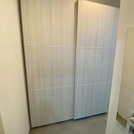 Apartment La Casetta In Piazza De Andre A Pochi Passi Dal Mare Di